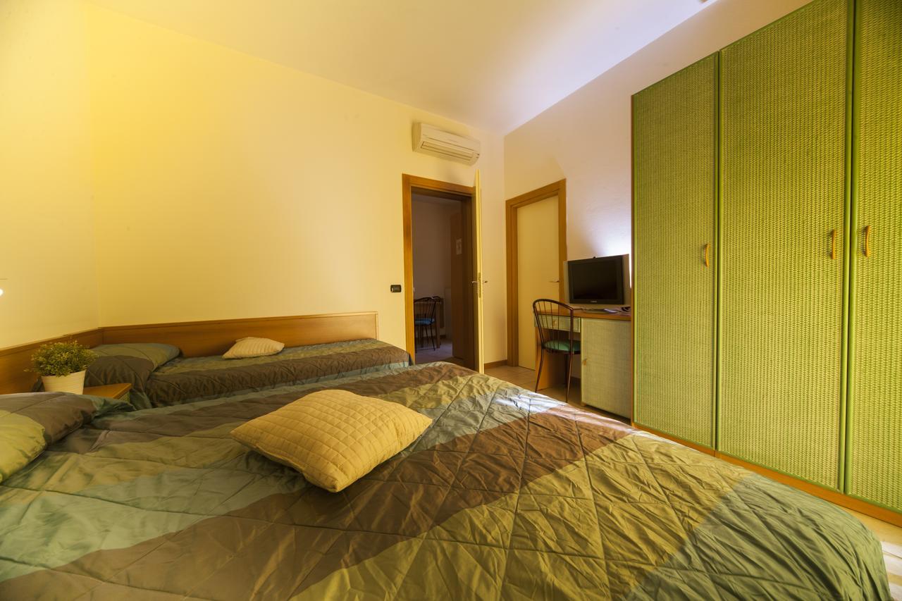 Residence Il Capodoglio Rimini Luaran gambar
