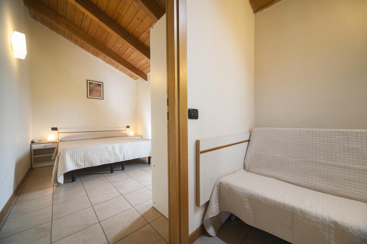 Residence Il Capodoglio Rimini Luaran gambar